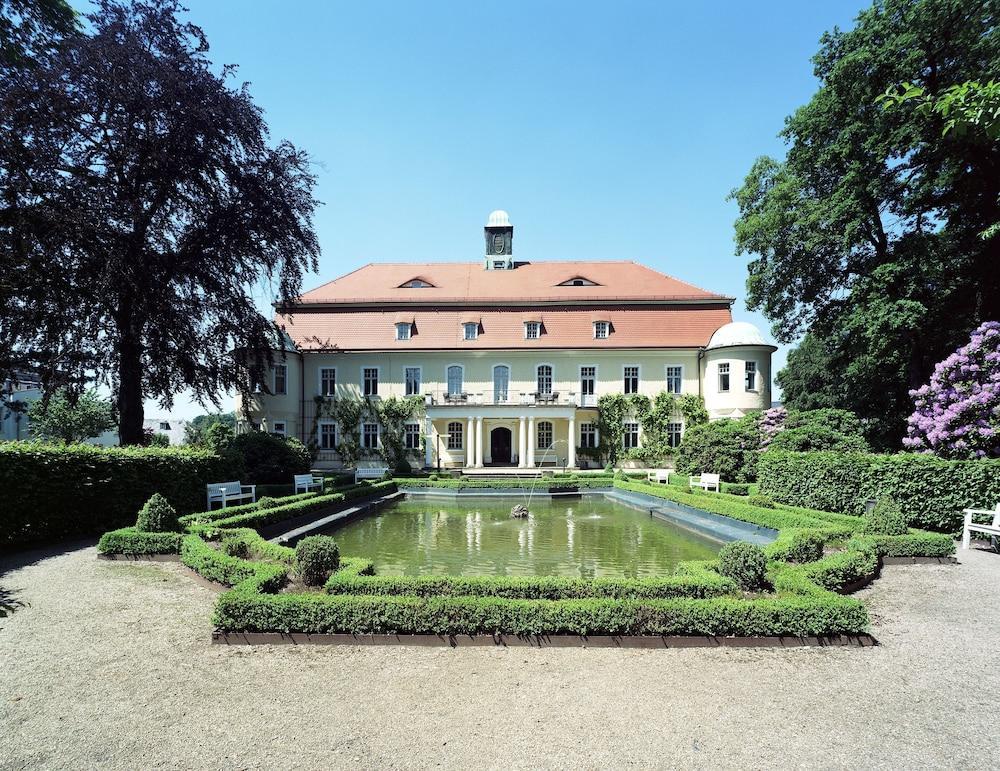 Hotel Schloss Schweinsburg Neukirchen-Pleisse Exterior photo