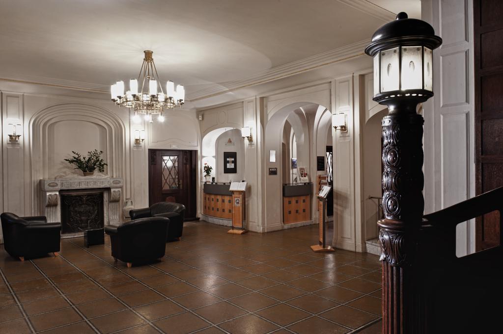 Hotel Schloss Schweinsburg Neukirchen-Pleisse Interior photo