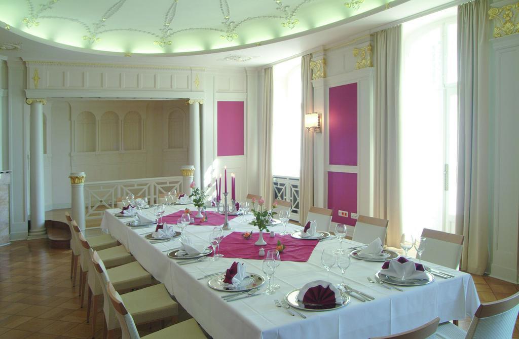 Hotel Schloss Schweinsburg Neukirchen-Pleisse Facilities photo